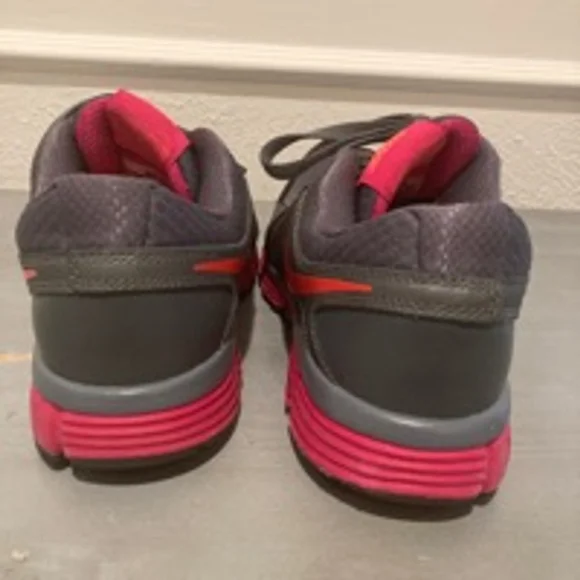 Nike Dual Fusion ST2 Size 8 - Picture 6 of 9